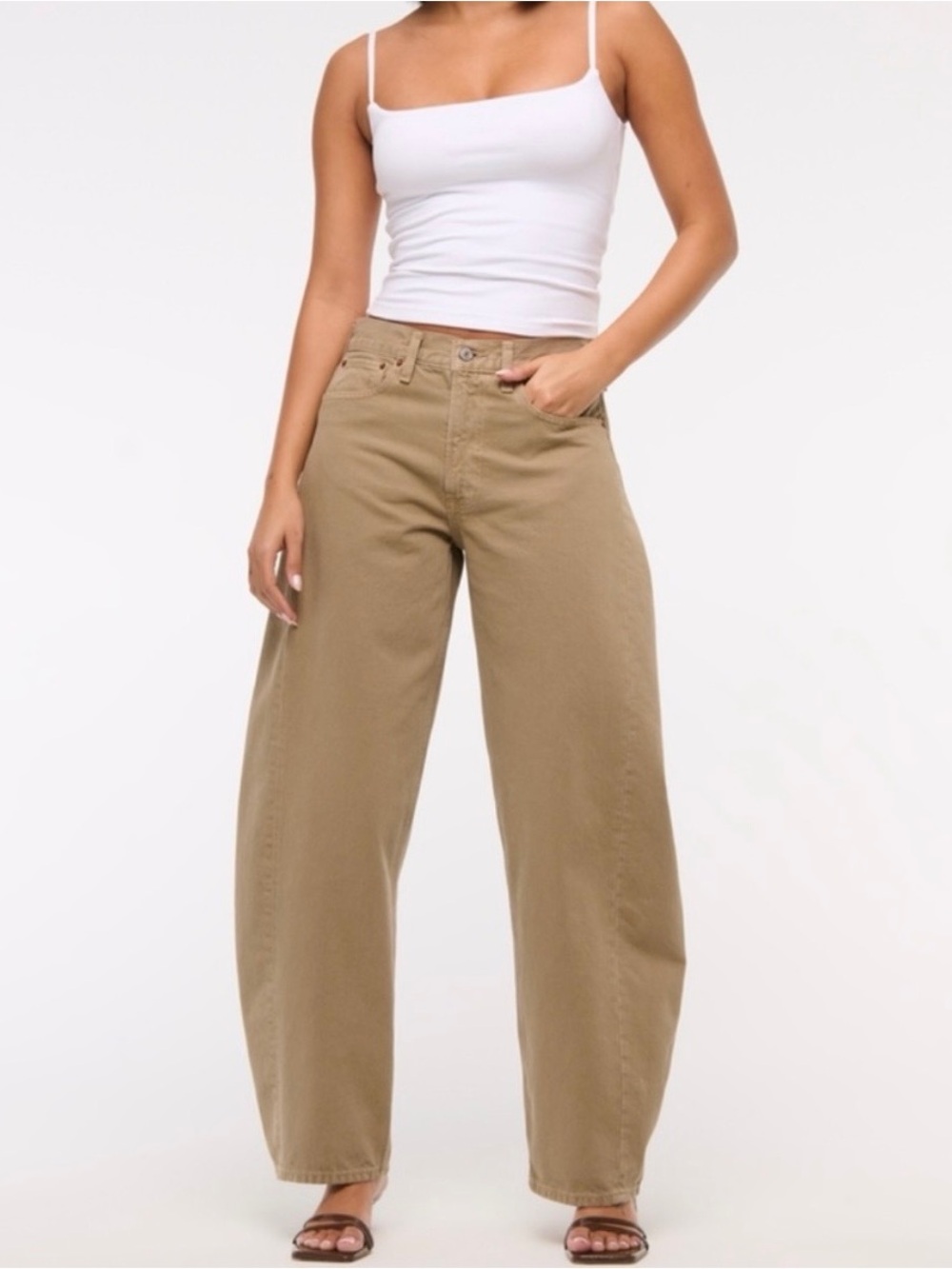 Abercrombie & Fitch Light Brown Mid Rise Barrel Jeans
